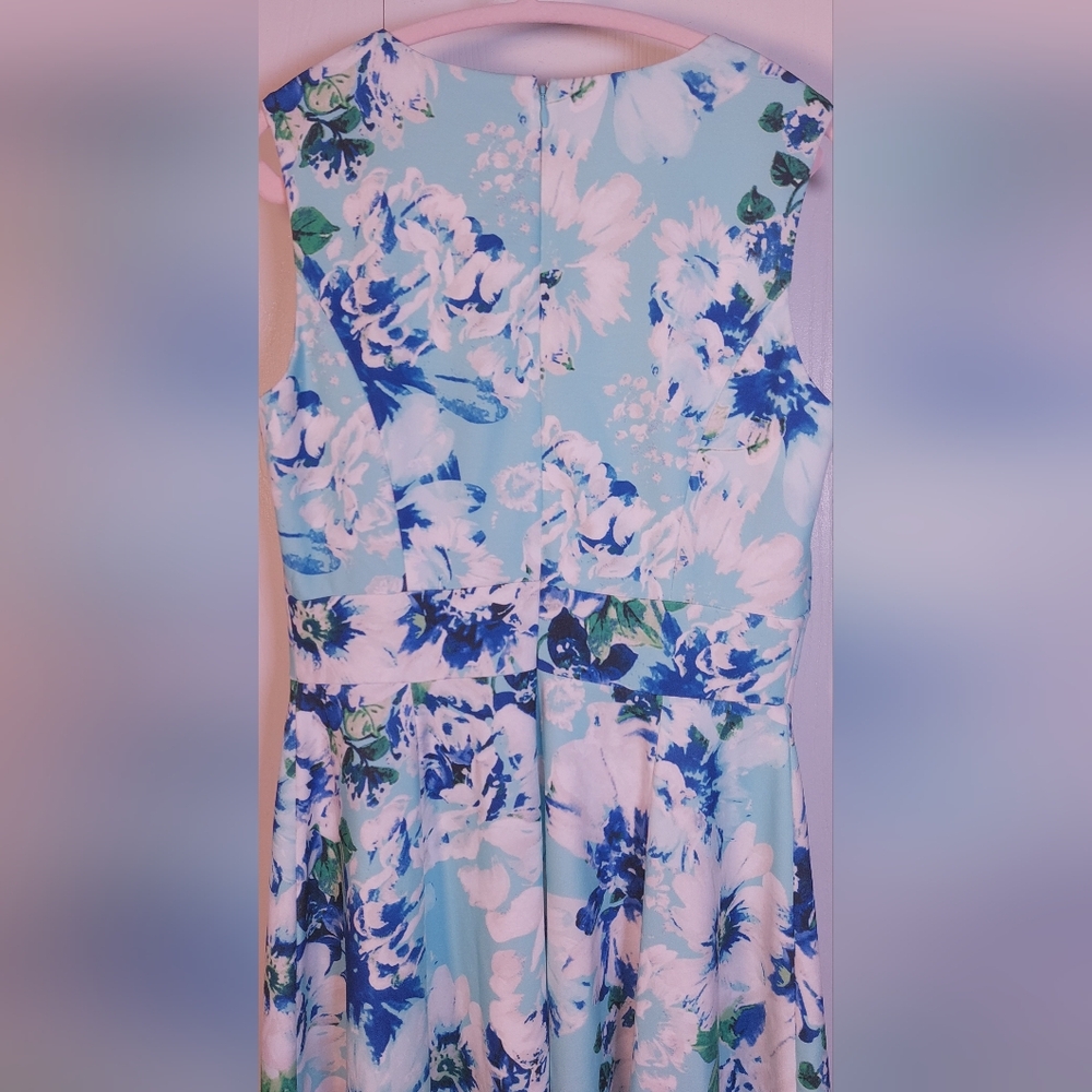 Calvin Klein Floral Sleeveless Fit and Flare Dress Size 8 Green Blue Sea Glass - Picture 8 of 14